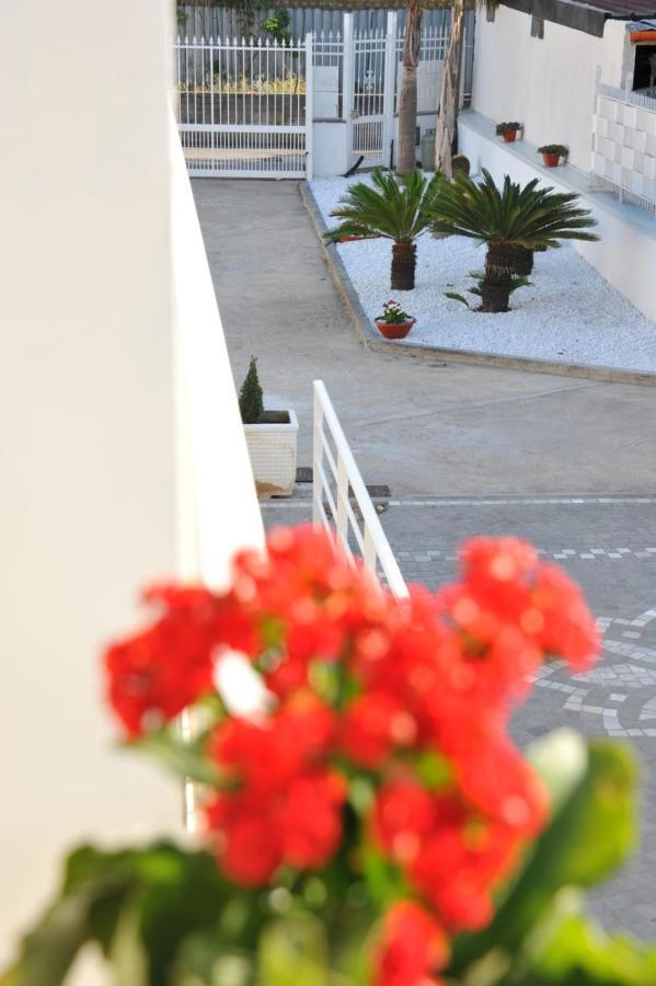 B&B Le Due Rose ปอมเปอี ภายนอก รูปภาพ